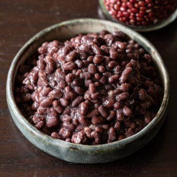 Plump, tender cooked adzuki beans with no added sugar