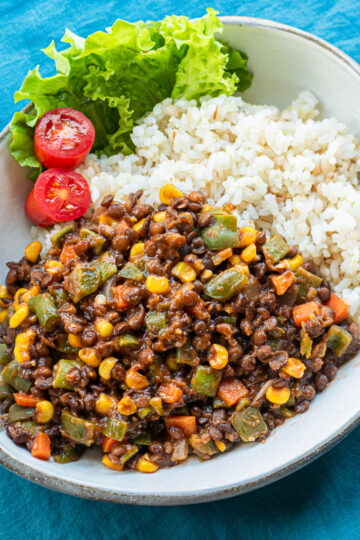 sir-fried whole red lentils with ketchup