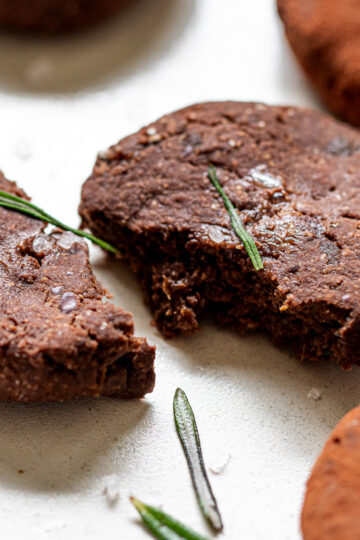 No-Bake Vegan Salted Chocolate Rosemary Oat Cookies