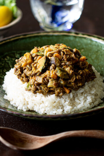 Japanese Vegan Lentil Dry Curry with Seasonal Vegetables