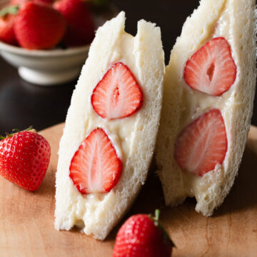 Vegan strawberry sando recipe with strawberry custard cream filling