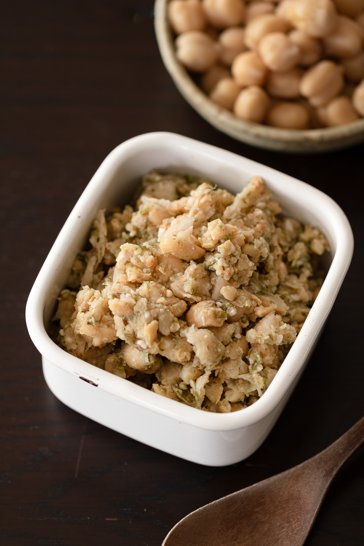 ひよこ豆を使った和風フムス「ヴィーガンツナマヨ」。おにぎり、海苔巻き寿司、サンドイッチの具材に