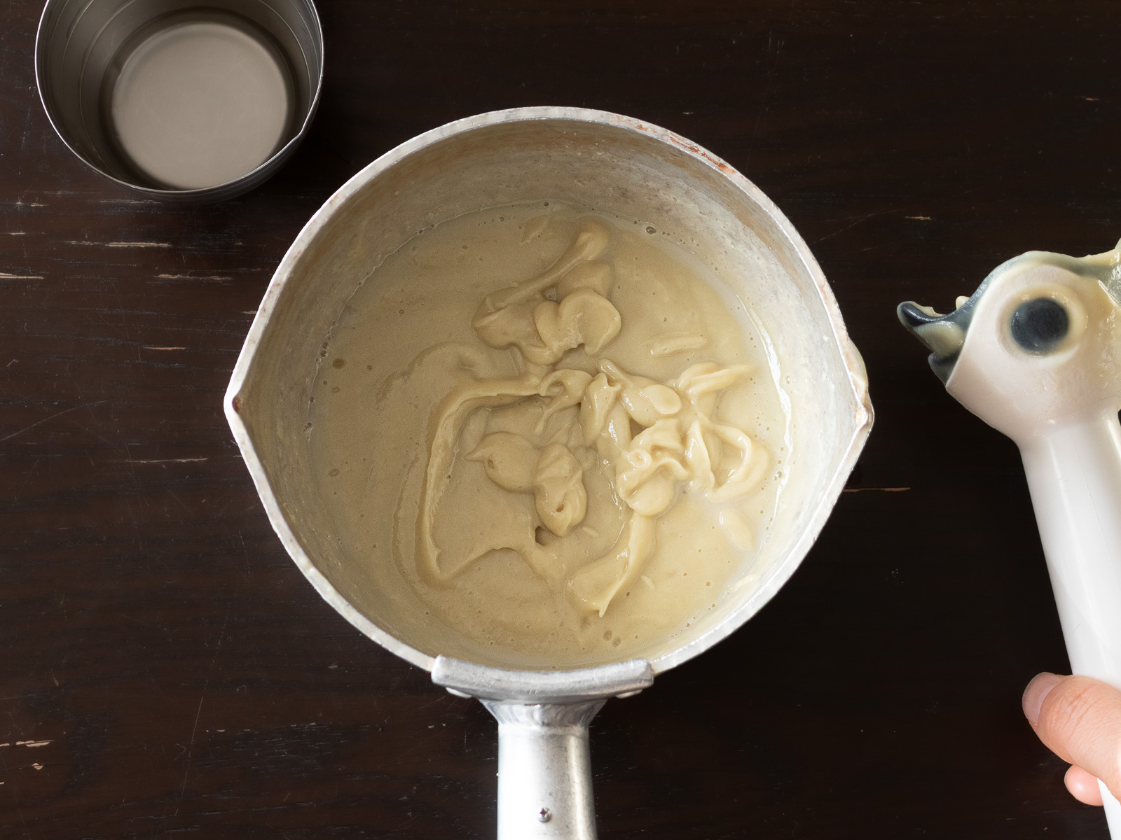 ハンドブレンダーでなめらかにした焼き芋