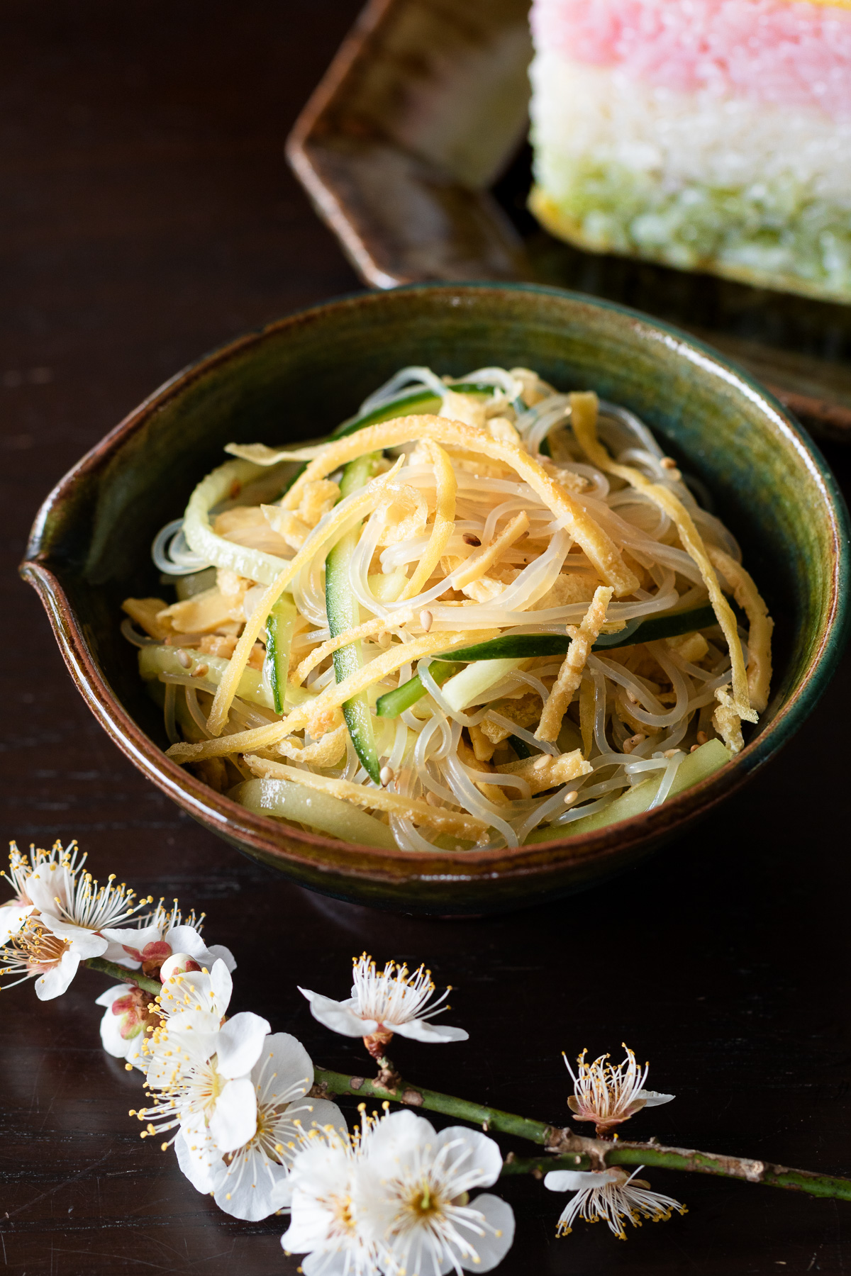 余ったヴィーガン薄焼き卵を使った、ヴィーガン中華風春雨サラダ