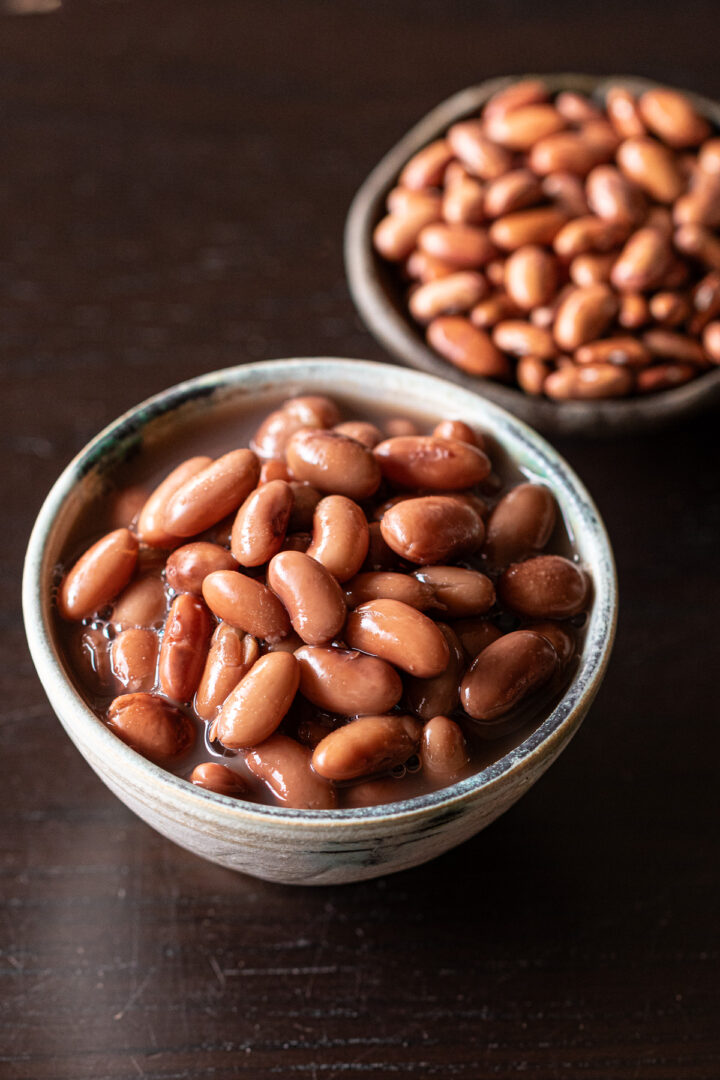 圧力鍋で煮たふっくら煮た、うずら豆の水煮