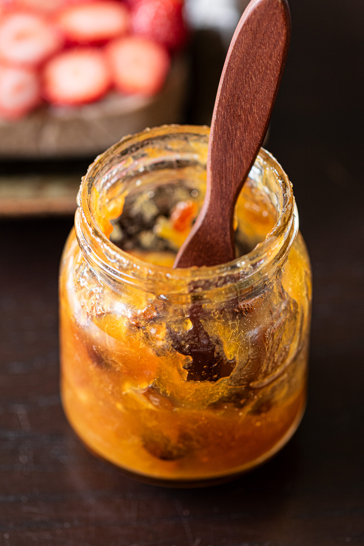 いちごのツヤ出しに使った、完熟梅ジャム