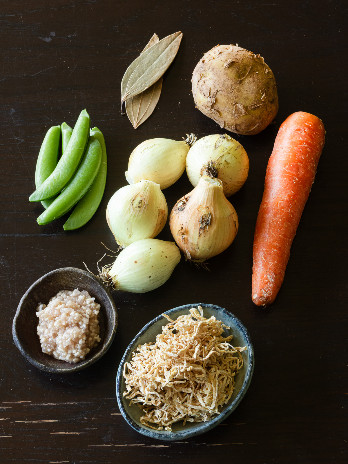 ポトフの材料。春野菜、切り干し大根、玉ねぎ麹、ローリエ