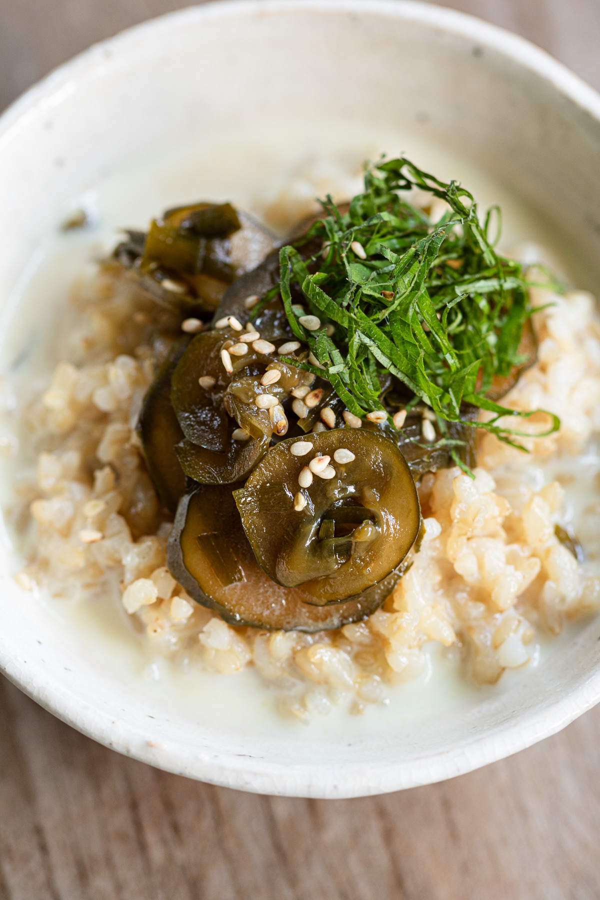 きゅうりのパリパリ漬けと豆乳を使ったヴィーガンお茶漬け